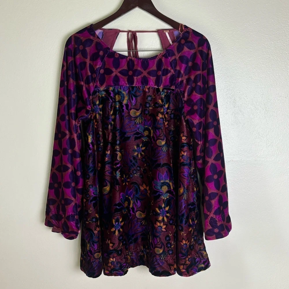 Free People Mary Mod Velvet Mini Dress Boho Retro Print Hippie Bell Sleeve Sz XS